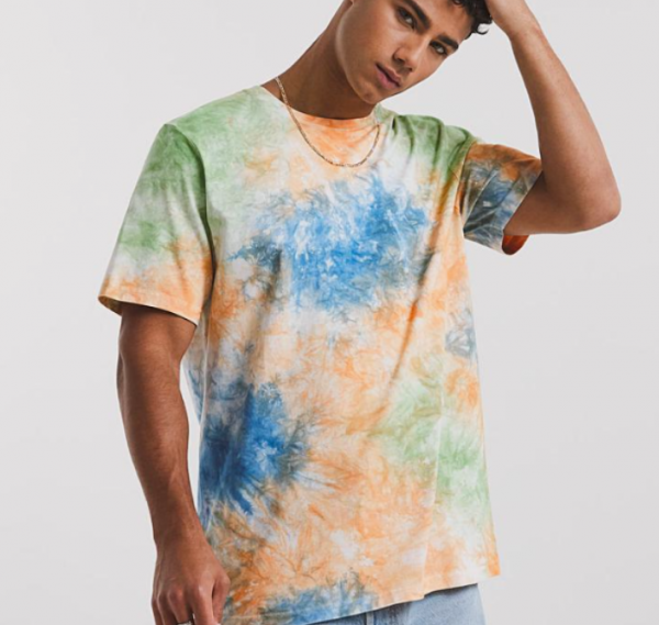 Pola tie-dye yang kreatif dan mencolok